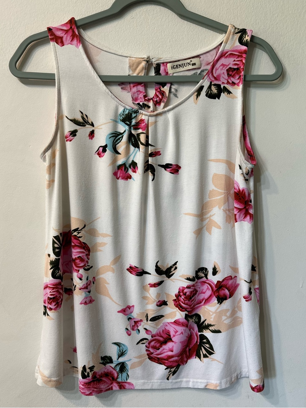Igenjun Floral Tank Top Woman Size S White Pink Rose Pleated Keyhole Back Blouse